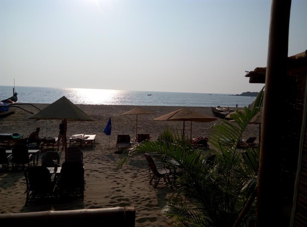 Namaste Beach Huts Hotel Patnem Beach Exterior foto