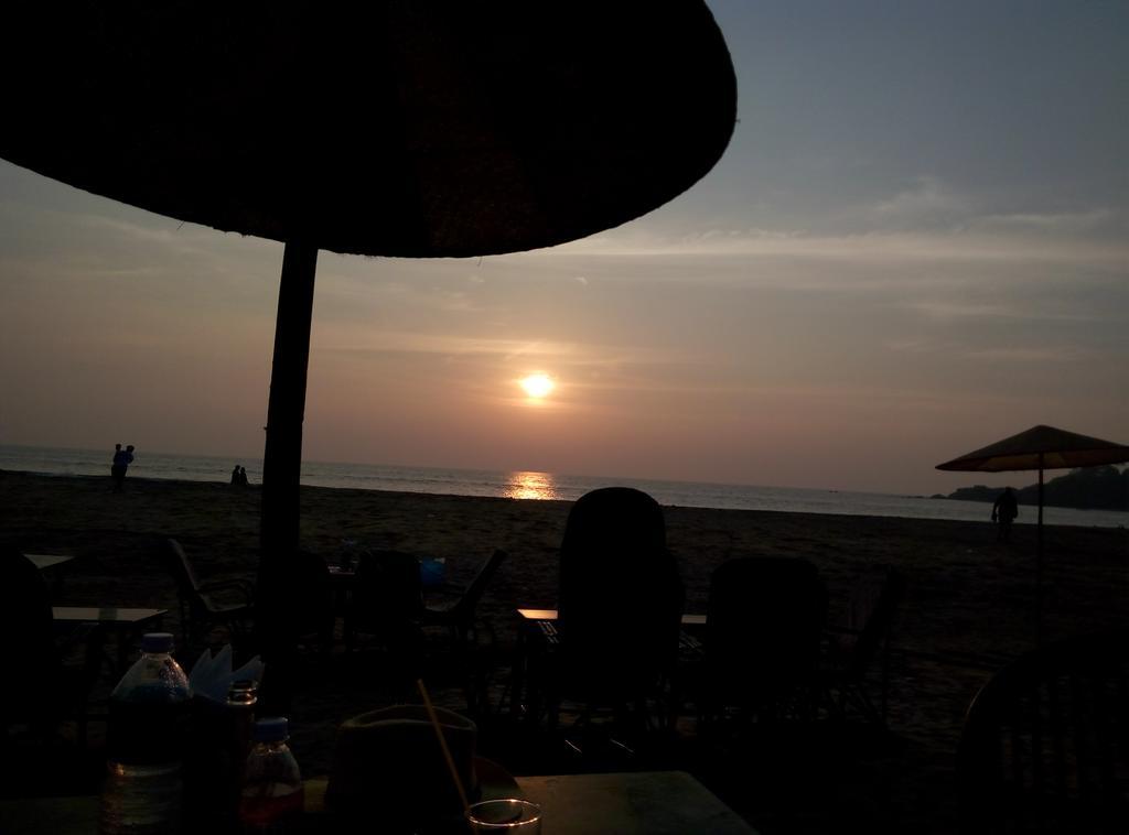 Namaste Beach Huts Hotel Patnem Beach Exterior foto